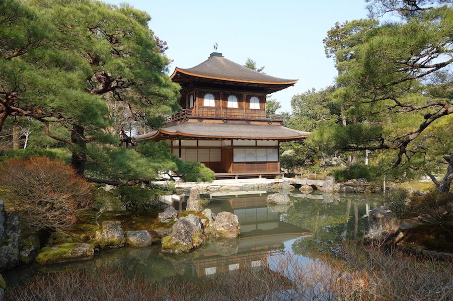 銀閣寺 の建築様式の特徴と 観光を10何倍楽しめる6つの見どころ たてものフロンティア