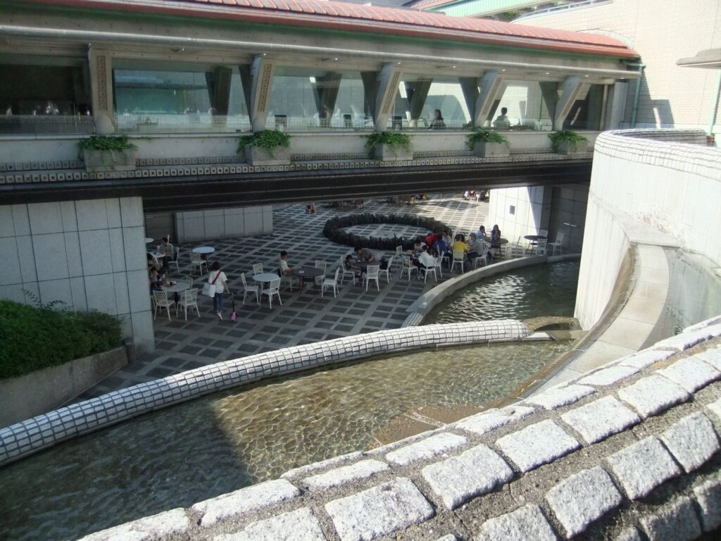 世田谷美術館