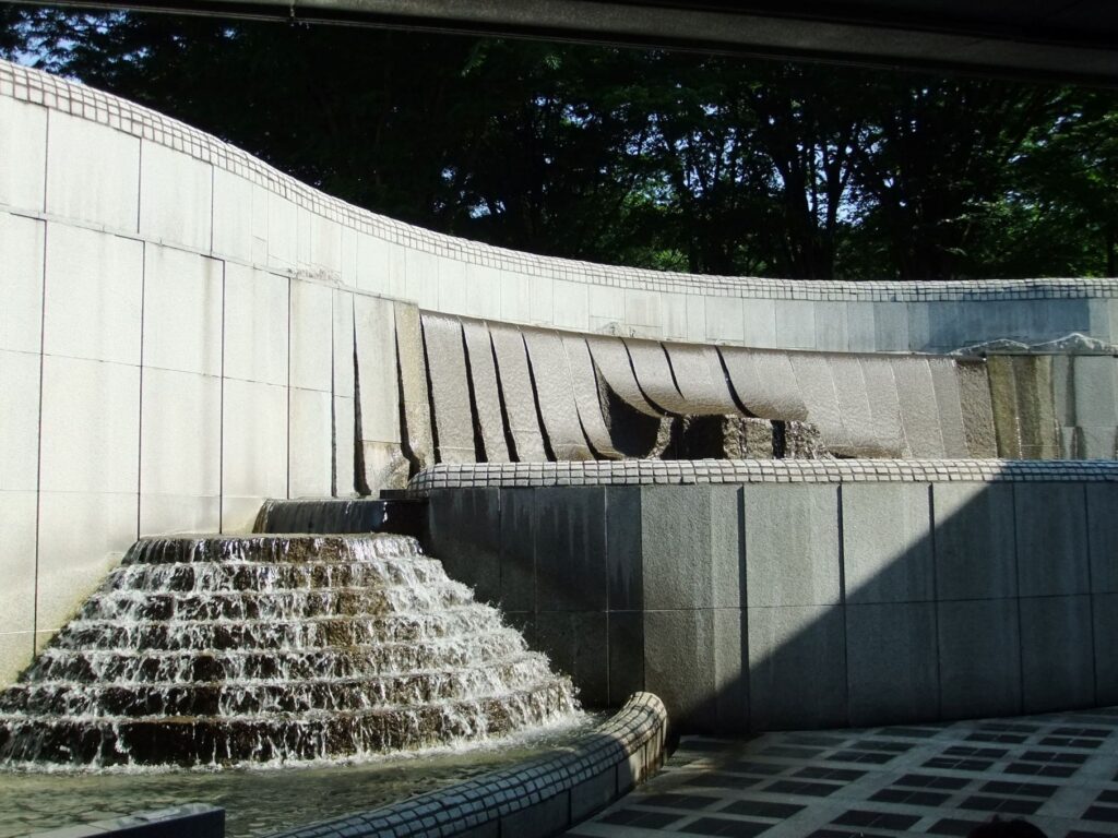 世田谷美術館
