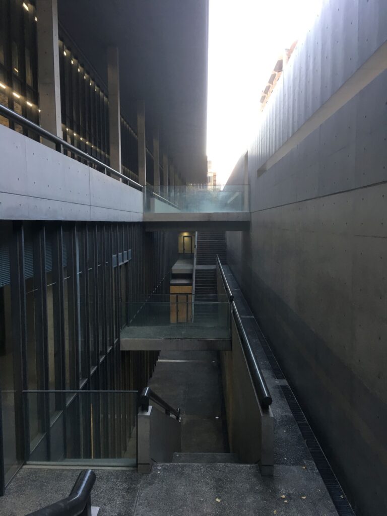 東京大学 情報学環 福武ホール