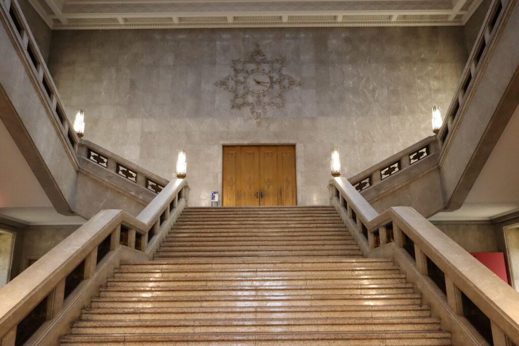 半沢直樹　東京中央銀行のエントランス　東京国立博物館　本館