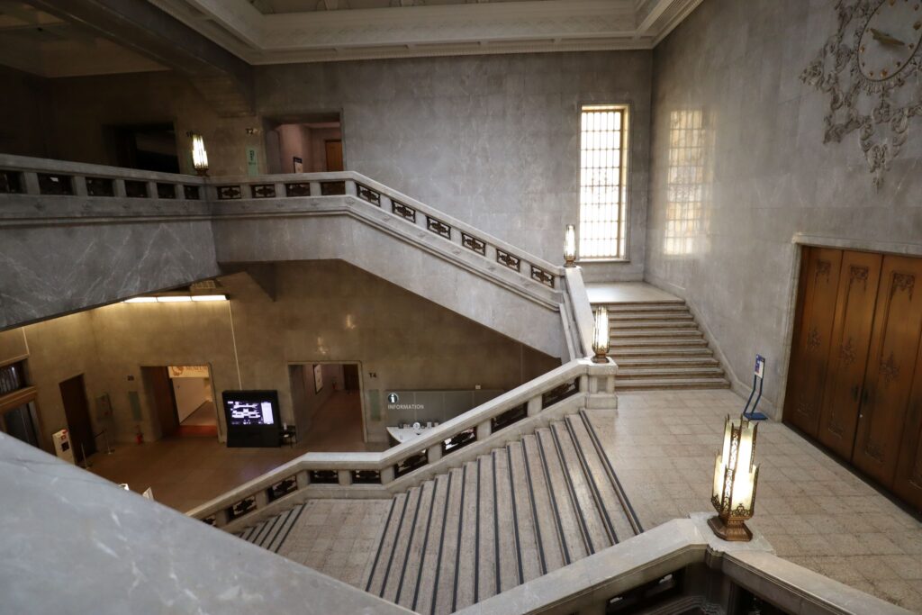 半沢直樹　東京中央銀行のエントランス　東京国立博物館　本館