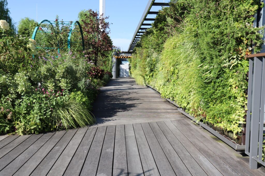 食と緑の空中庭園