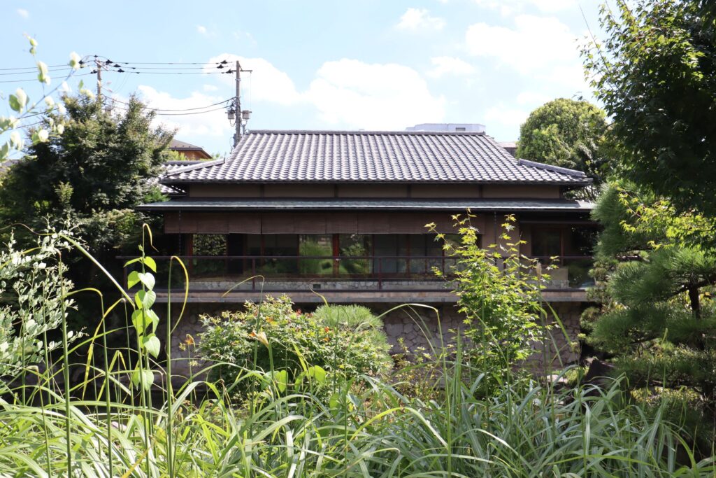 豊島区立目白庭園　赤鳥庵