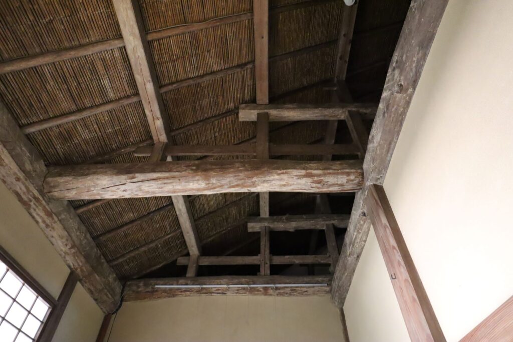 旧小坂家住宅玄関の天井