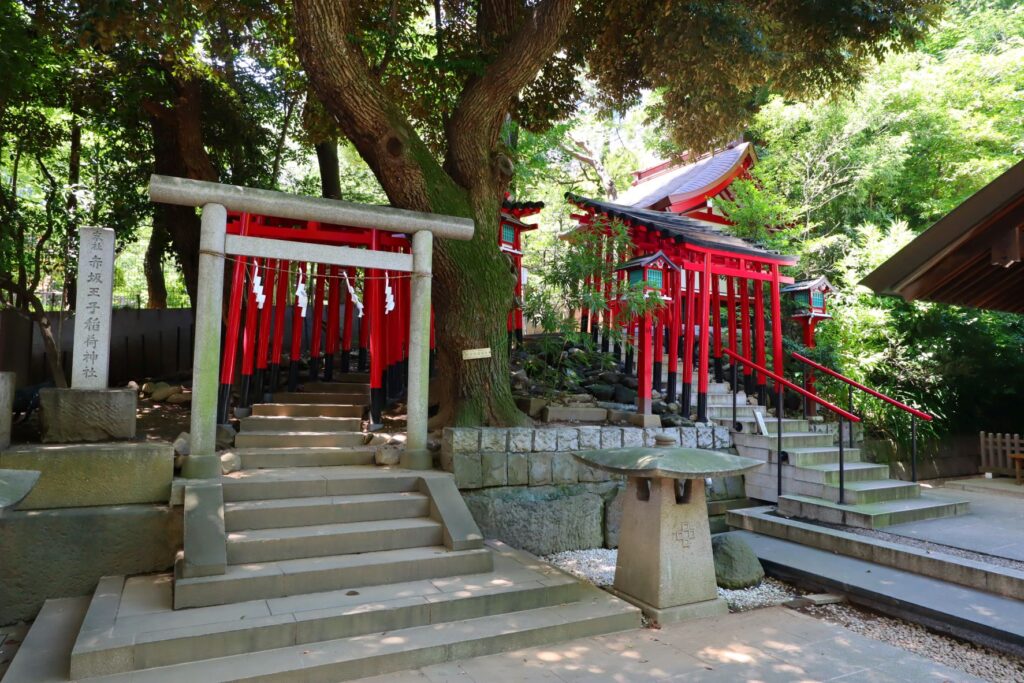 乃木神社境内の赤坂王子稲荷神社